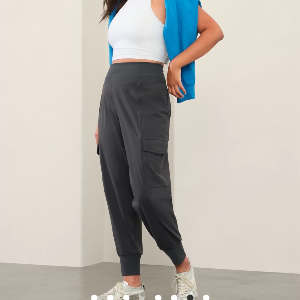Athleta Venice cargo joggers